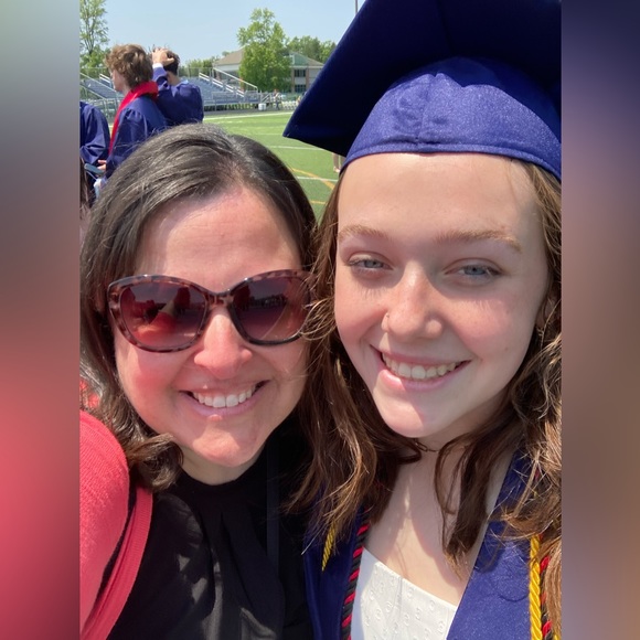 Meet your Posher, Kayce - Picture 3 of 4